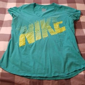 Nike tshirt